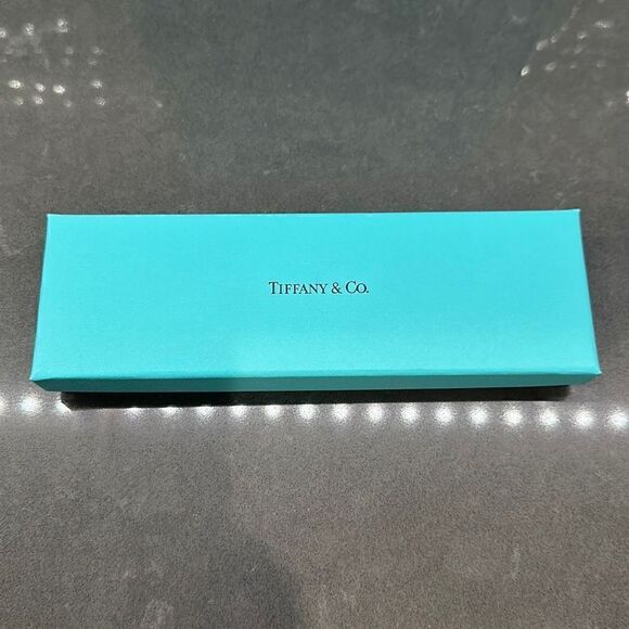 Tiffany & Co Presentation Bundle - Picture 4 of 11
